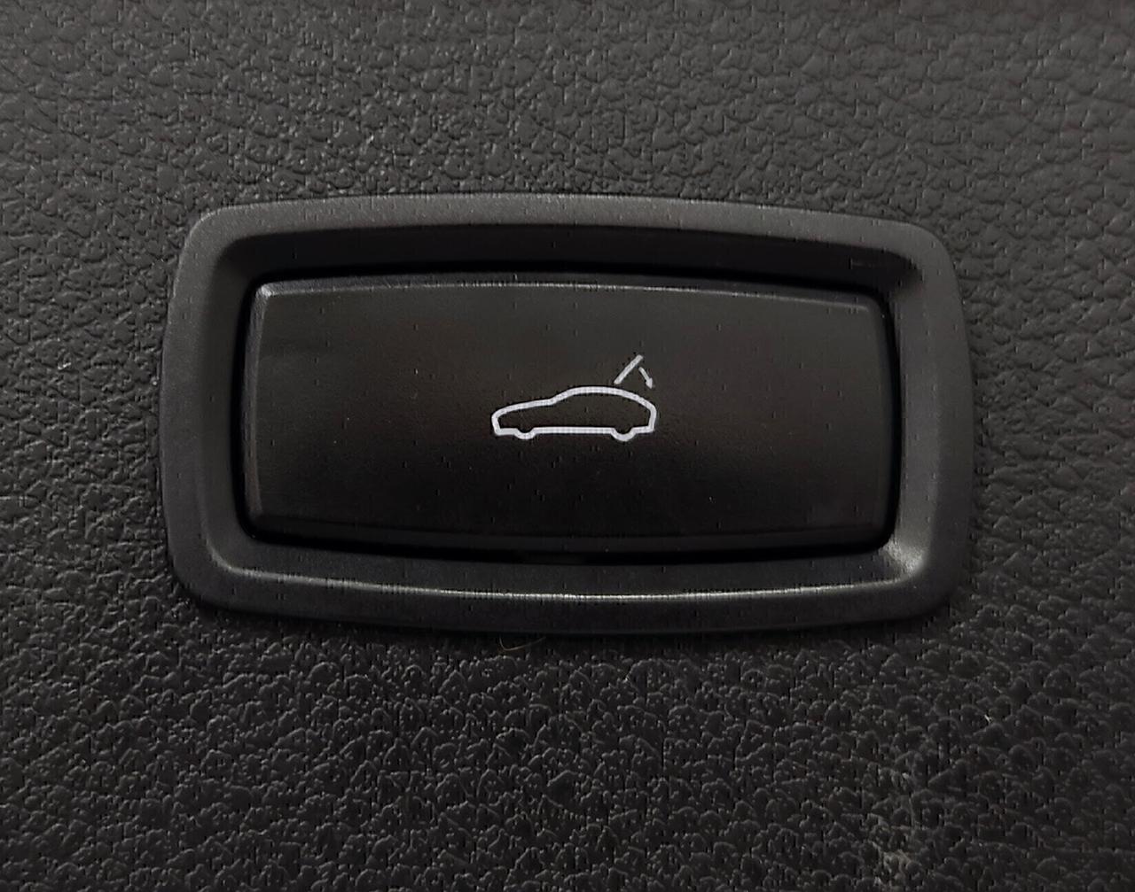 Porsche Macan 2.0 245cv Tetto Led