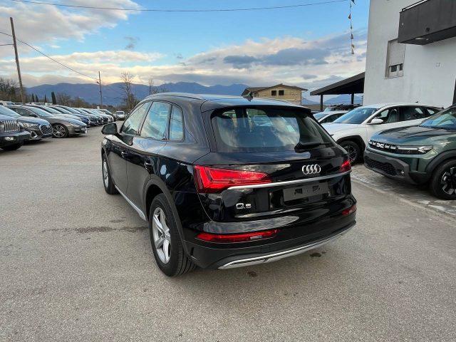 AUDI Q5 35 TDI S tronic Business Advanced