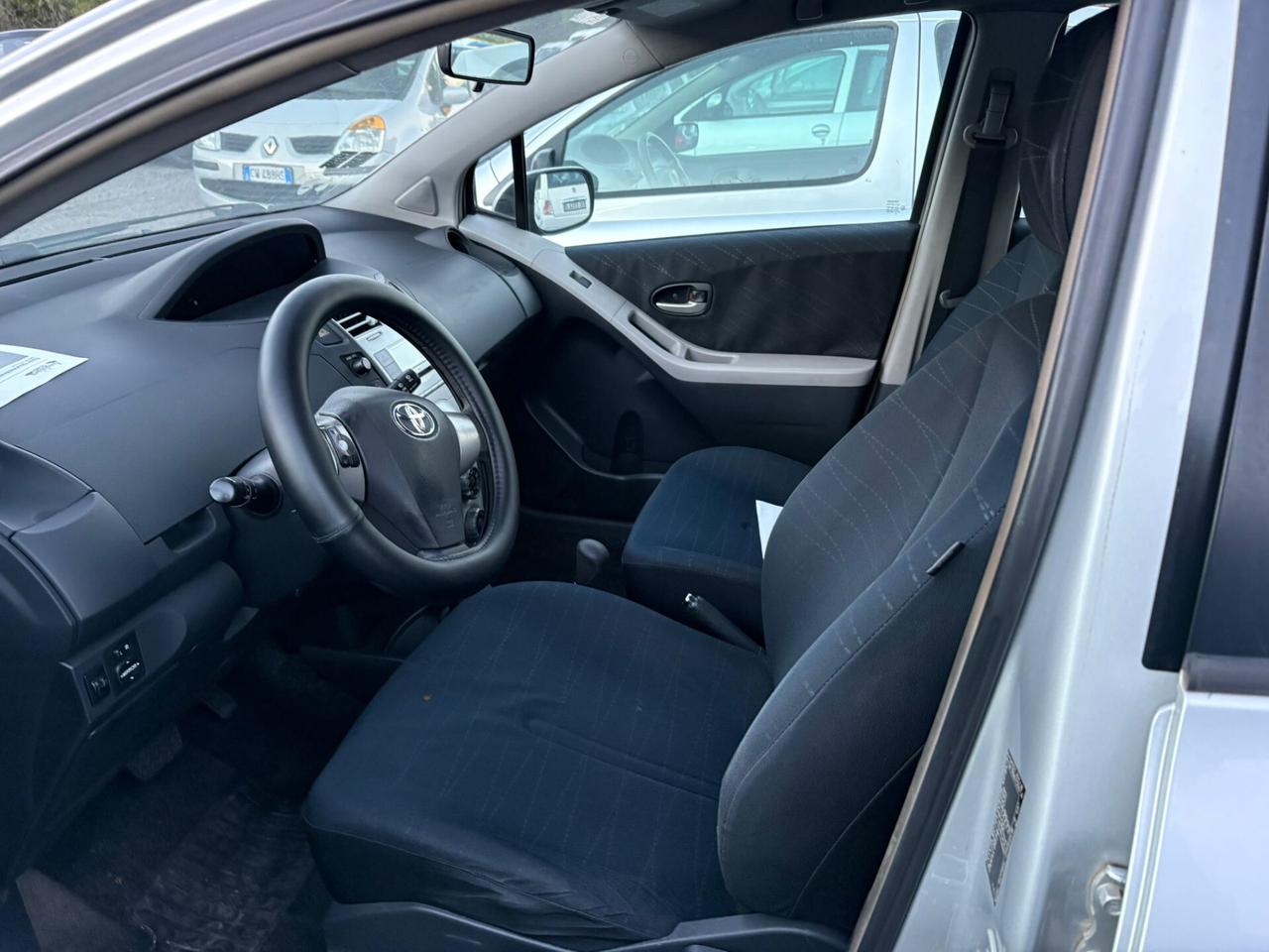 Toyota Yaris 1.3 5p M-MT Navi