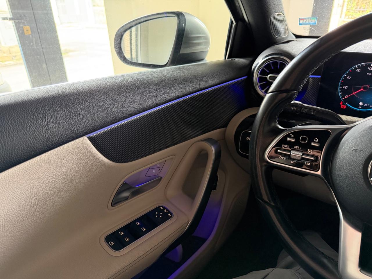 Mercedes-benz A 250 e hybrid EQ Premium