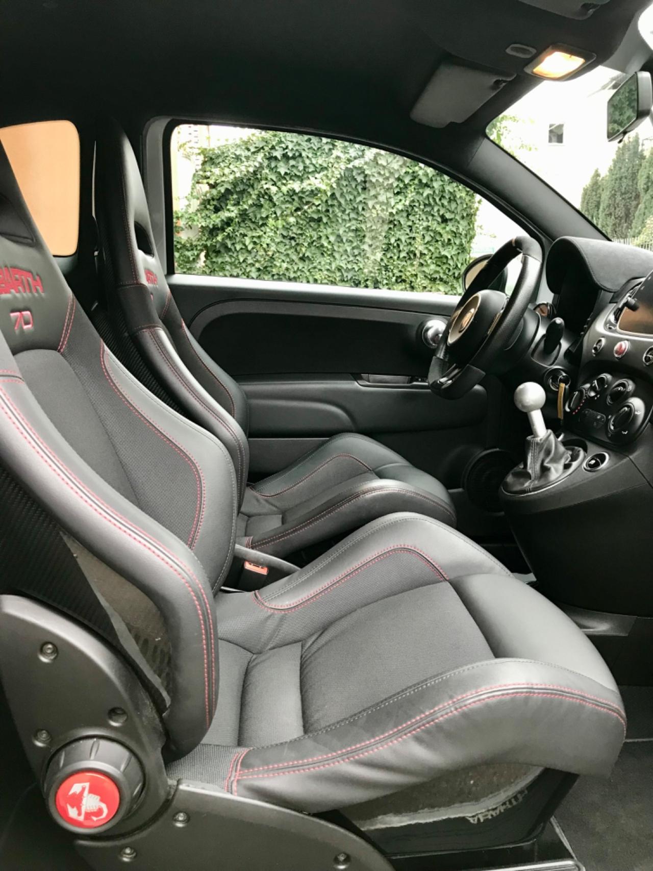 Abarth 595 1.4 Turbo T-Jet 180 CV Esseesse