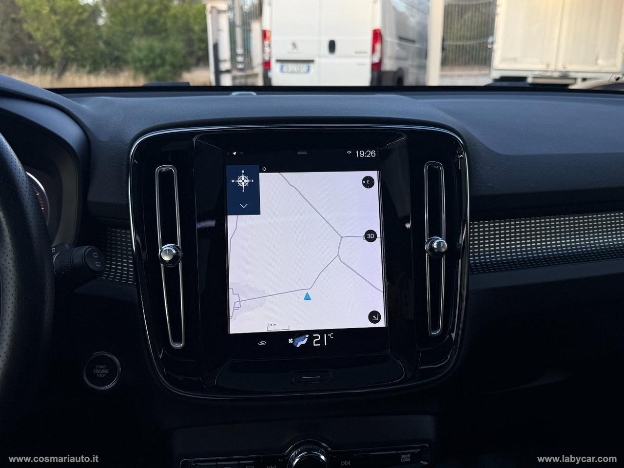 VOLVO XC40 D3 AWD Geartronic R-design N1 TETTO/GANCIO