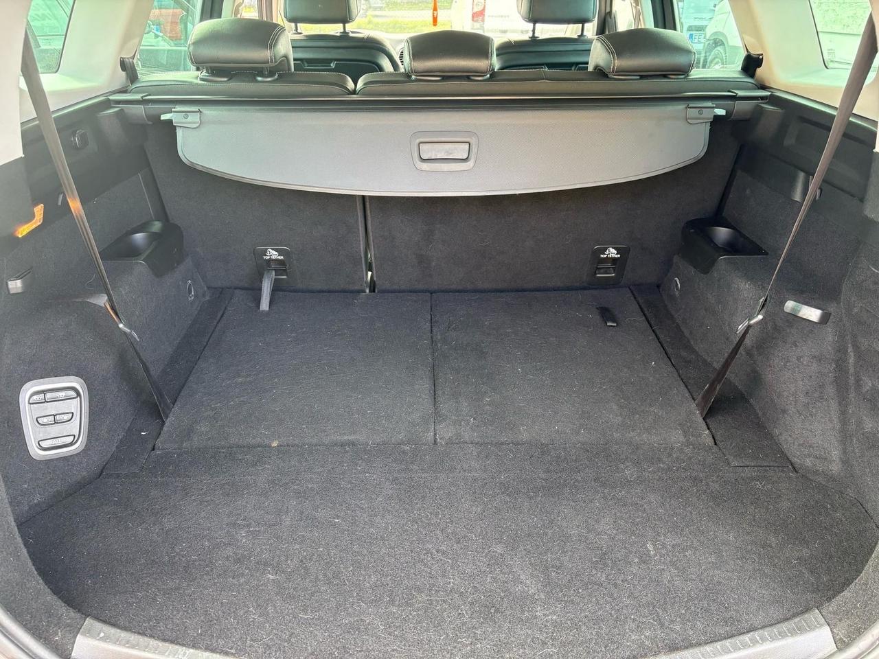 Renault Grand Scenic dCi 8V 110 CV EDC Energy Bose