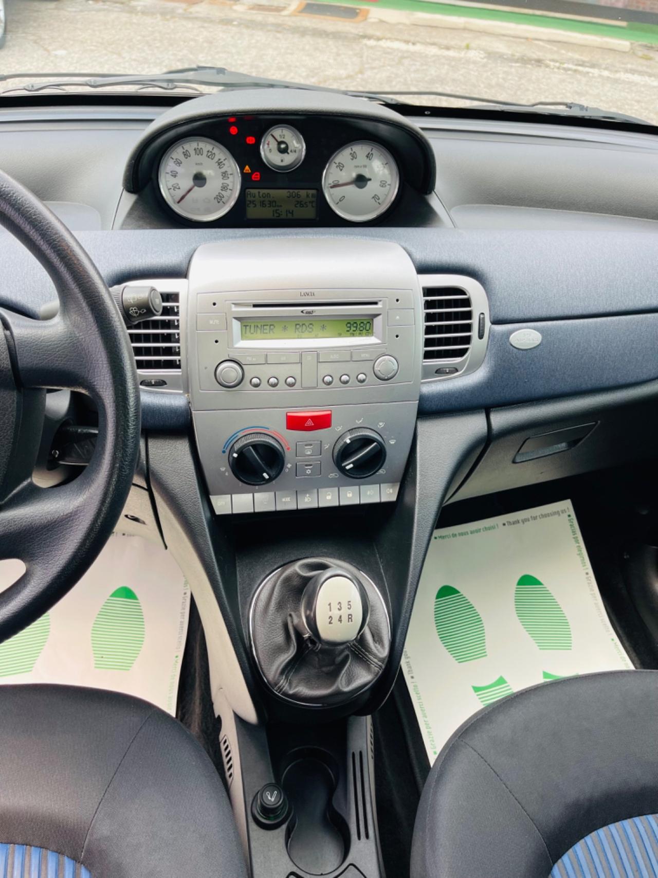 Lancia Ypsilon 1.3 MJT 90 CV Ok NEOPATENTATI