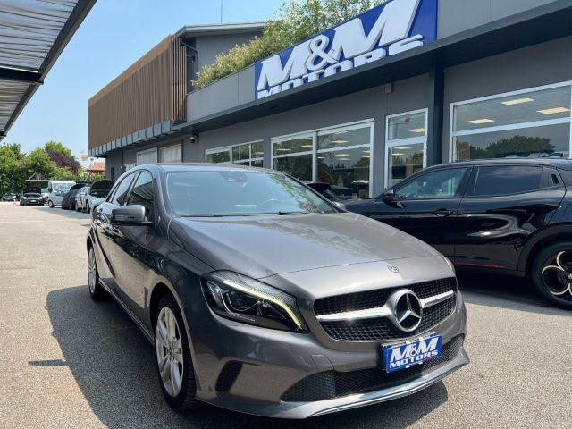 MERCEDES-BENZ A 200 d Automatic Sport