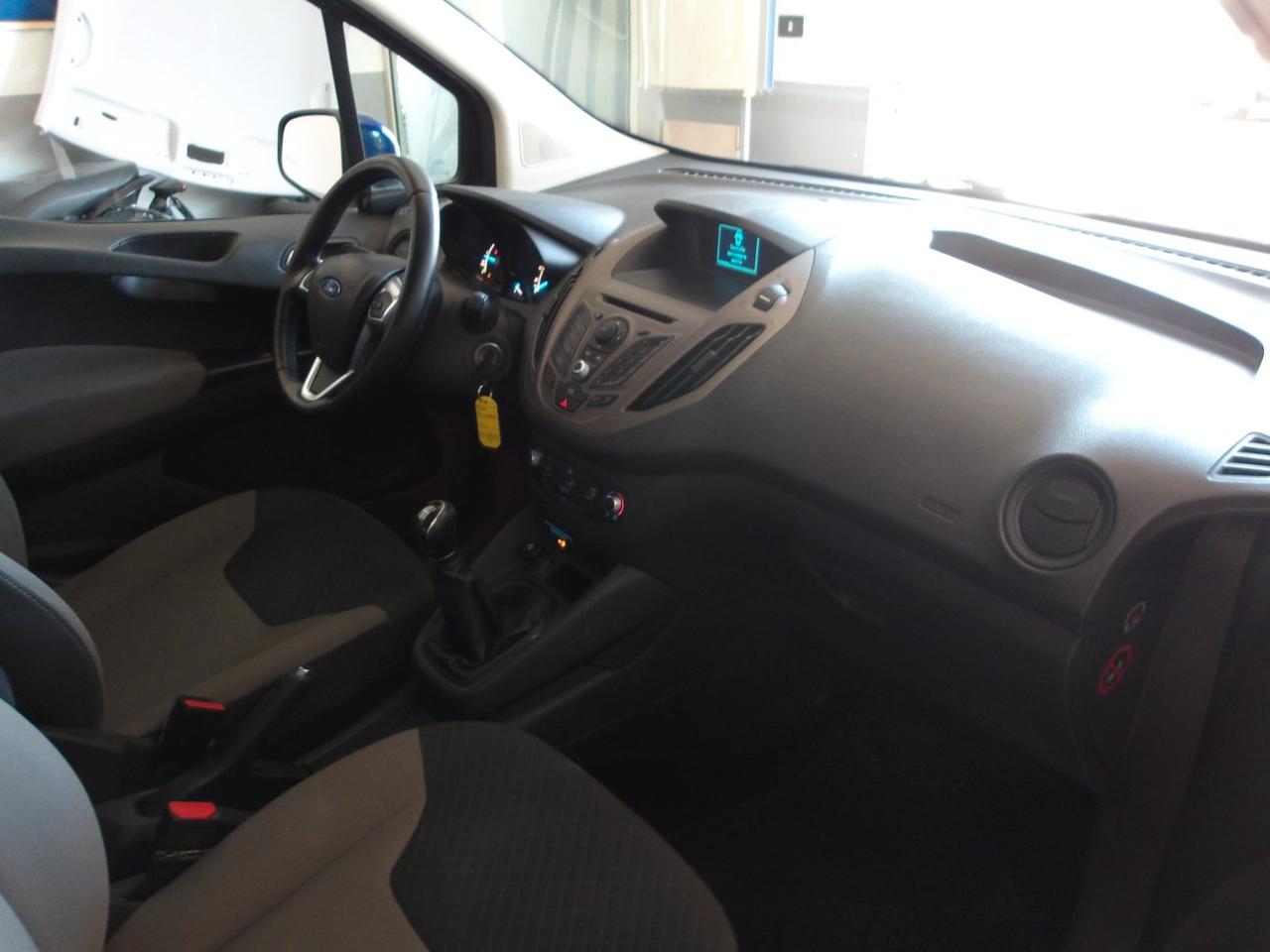 FORD Tourneo Courier 1.5 tdci 75cv titanium E5