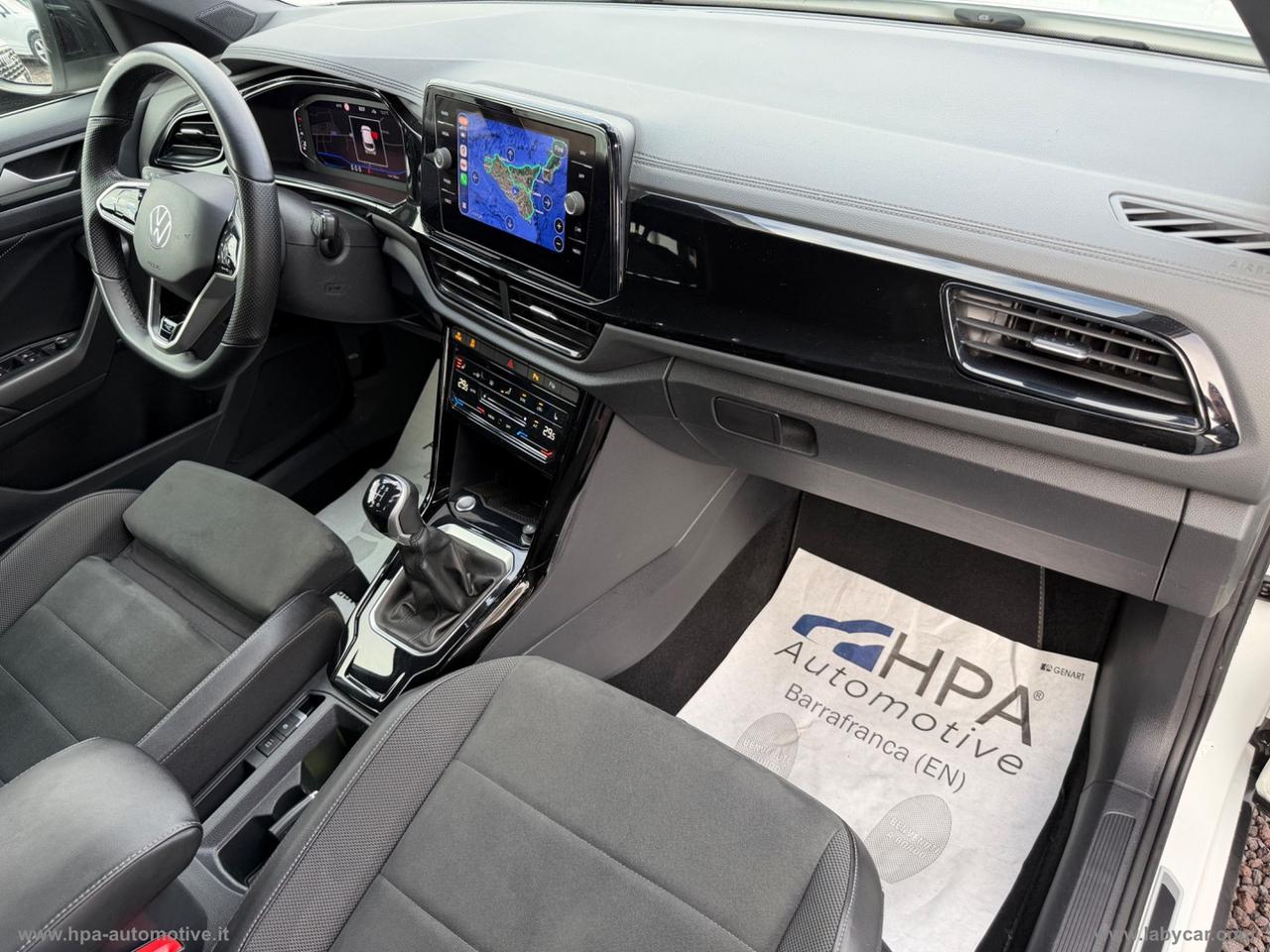 VOLKSWAGEN T-Roc 2.0TDI R-LINE NAVI LED PELLE MATRIX