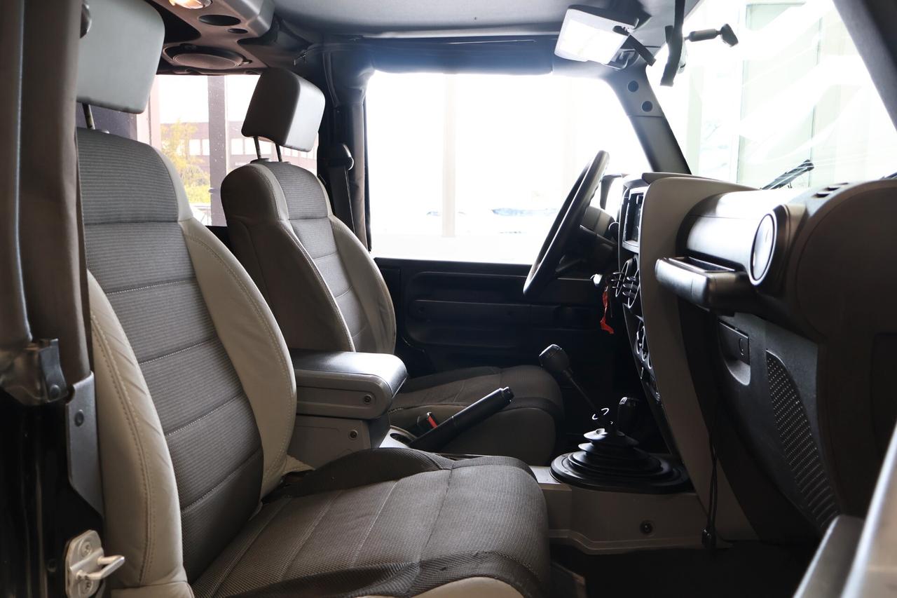 Jeep Wrangler 2.8 Unlimited CRD DPF Sport cabrio T