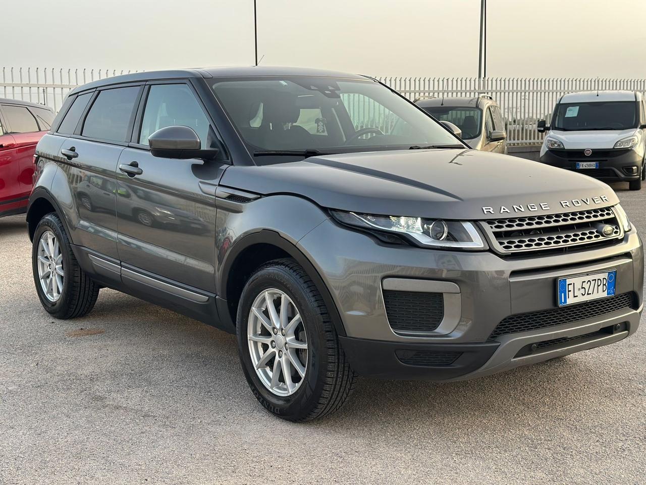 Range Evoque 2.0 DIESEL 150 CV 5p. SE AUT. 4X4