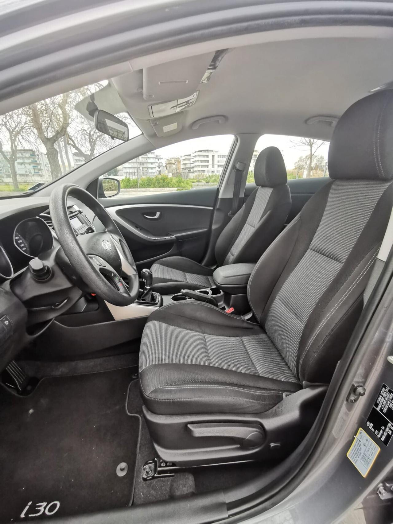 Hyundai i30 1.6 CRDi 5p. Comfort - 2015