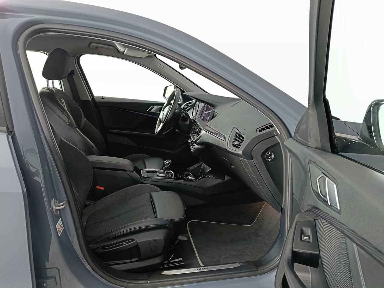 BMW Serie 1 F40 - 118i Sport 136cv auto