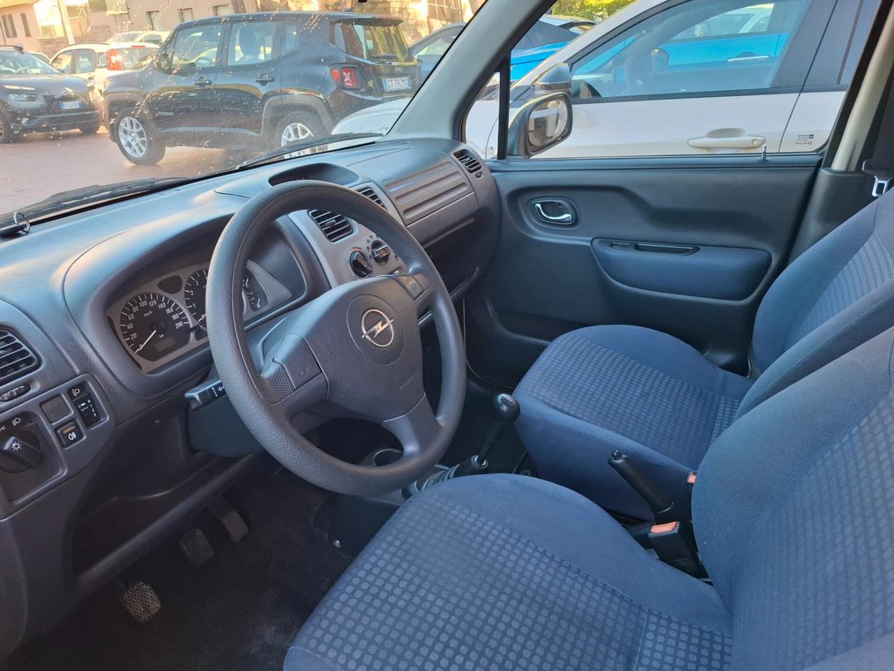 Opel Agila 1.0 12V Club