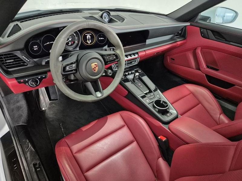 Porsche 911 992 3.0 Carrera Cabriolet