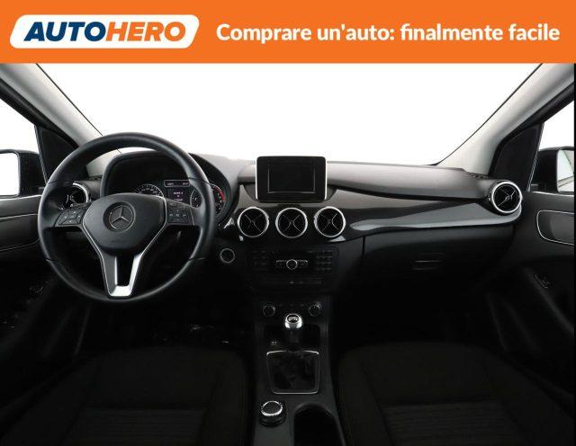 MERCEDES-BENZ B 180 Executive