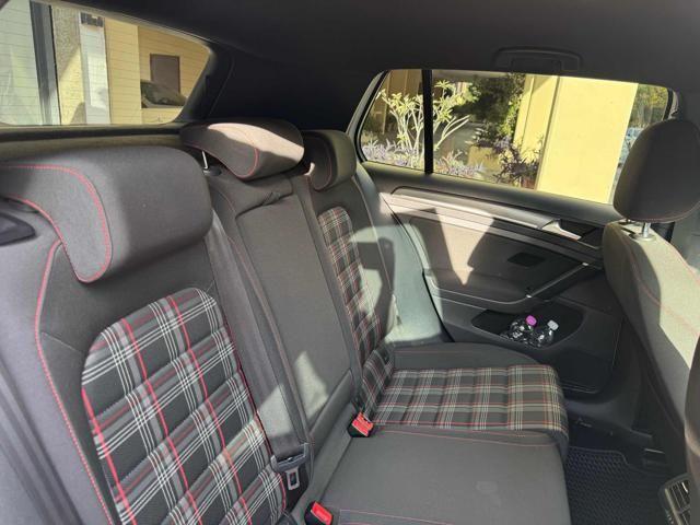 VOLKSWAGEN Golf GTI 2.0 245 CV TSI DSG 5p.