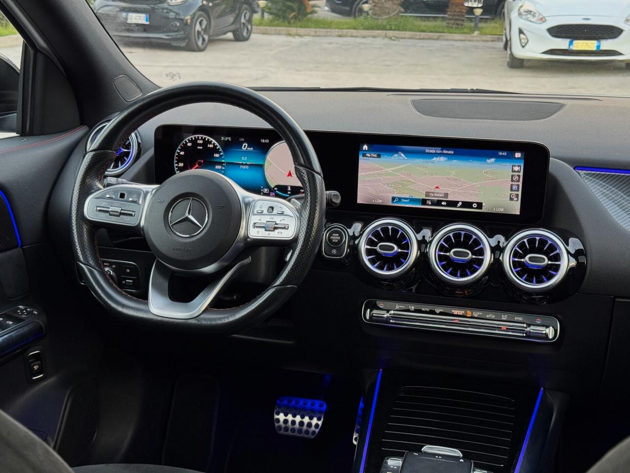 Mercedes-Benz GLA 180 d Premium AMG 116CV TETTO