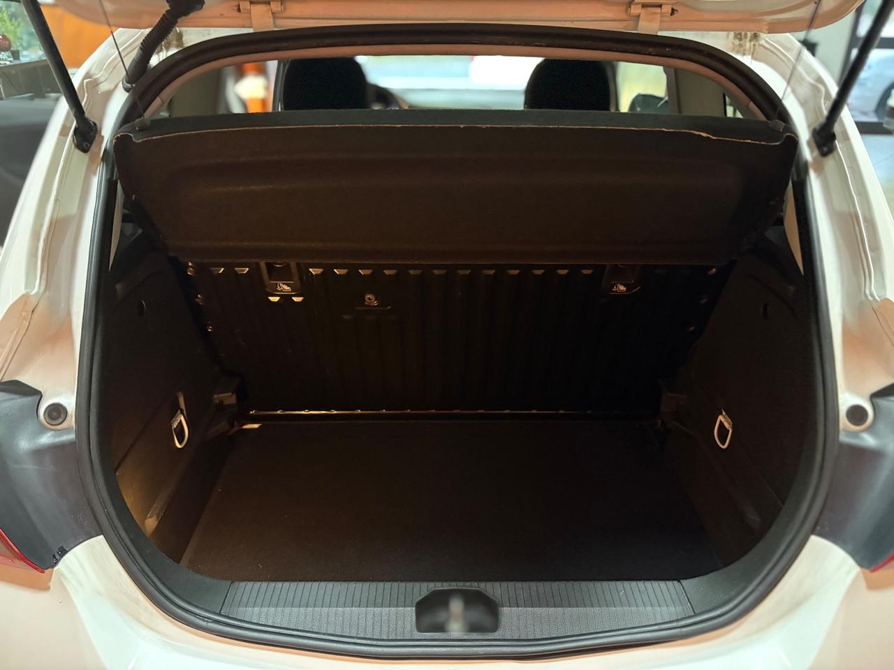 Opel Corsa 1.4 90CV GPL Tech Coupé b-Color