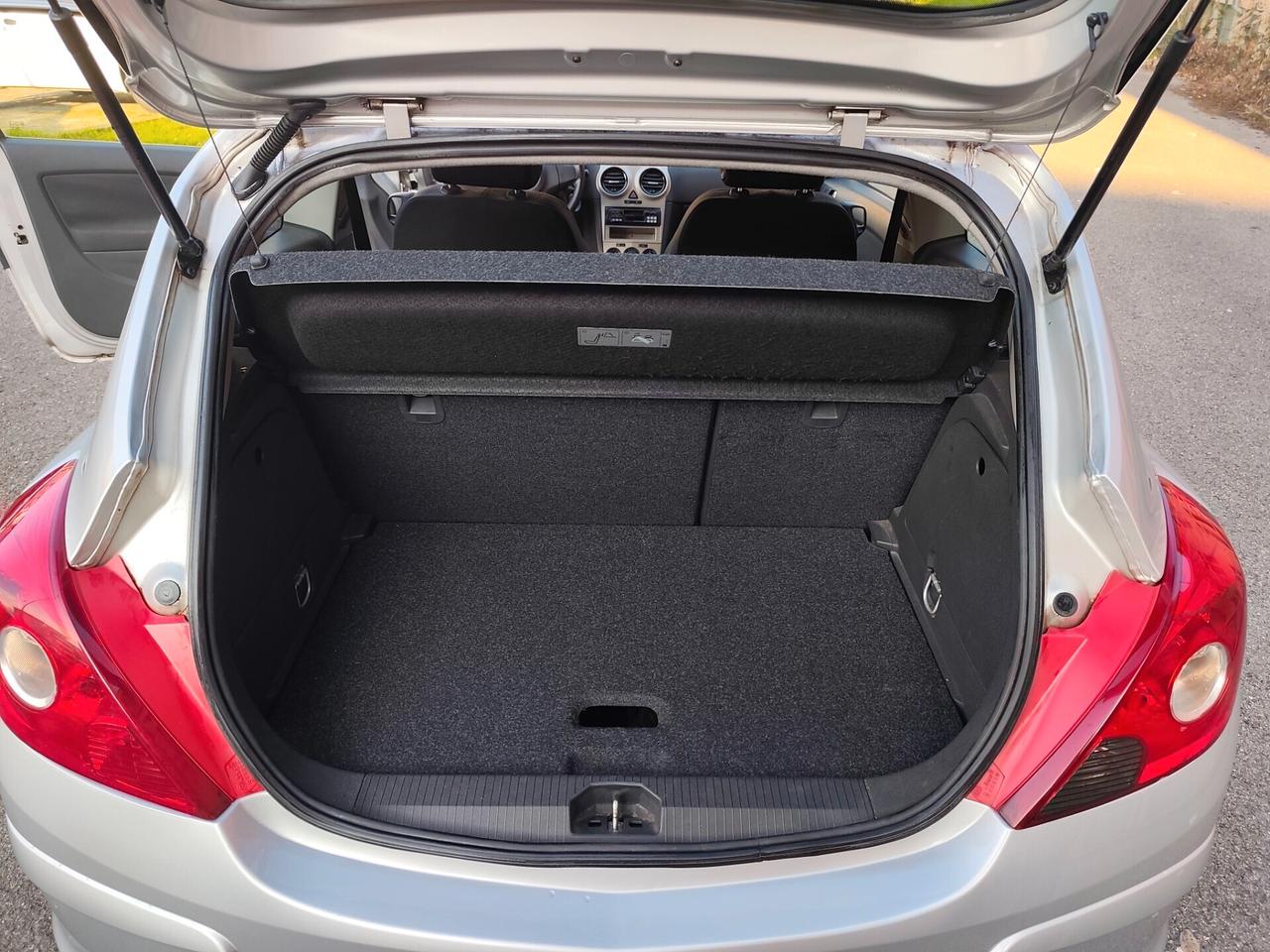 Opel Corsa 1.0 Benz euro 4 1 proprietario