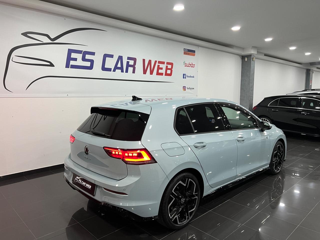 VOLKSWAGEN GOLF 8.5 2.0 TDI DSG R-Line Plus 150 cv