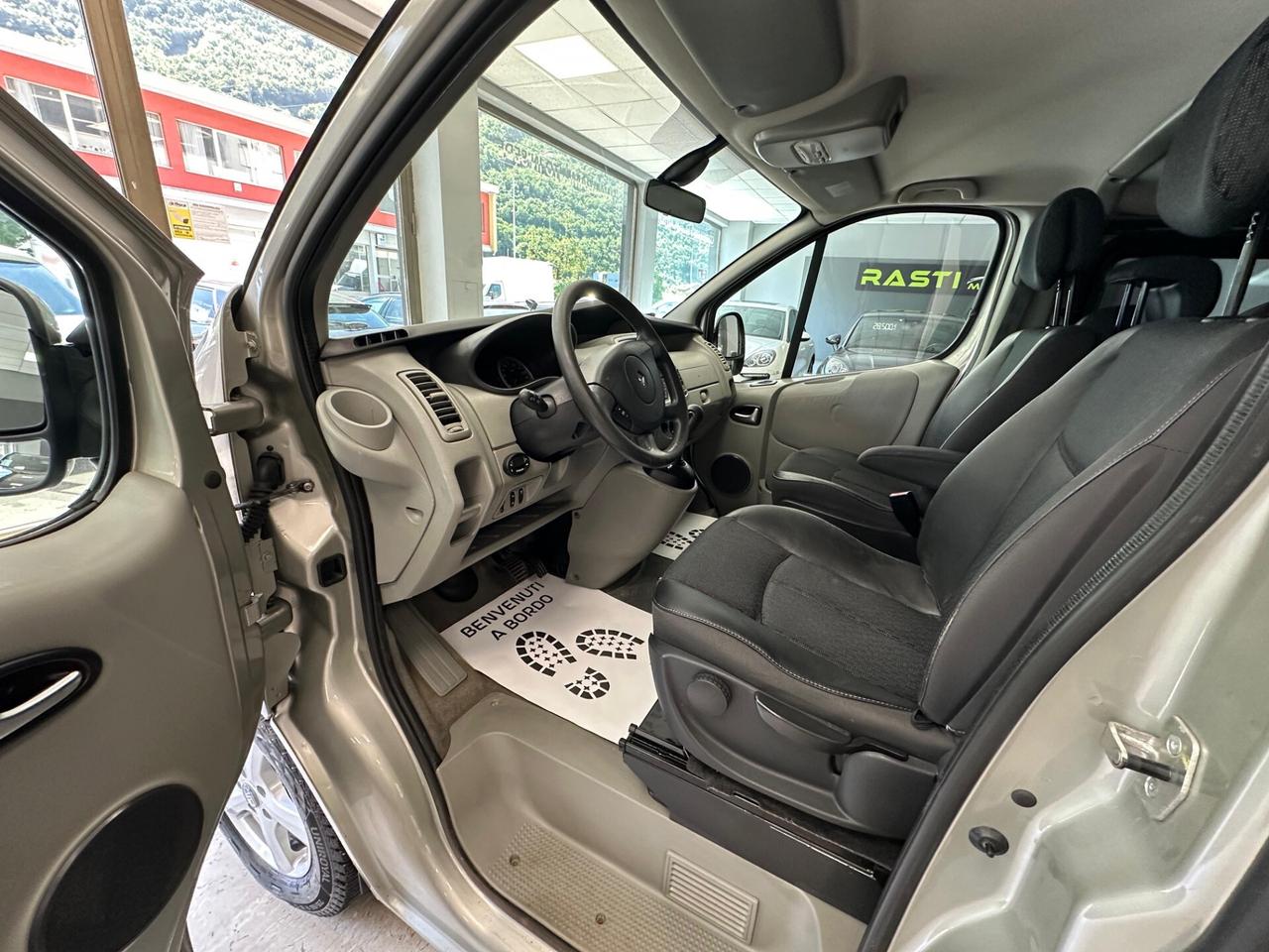 Renault Trafic T29 2.5 dCi/150 PL-TN Passenger Comfort DPF