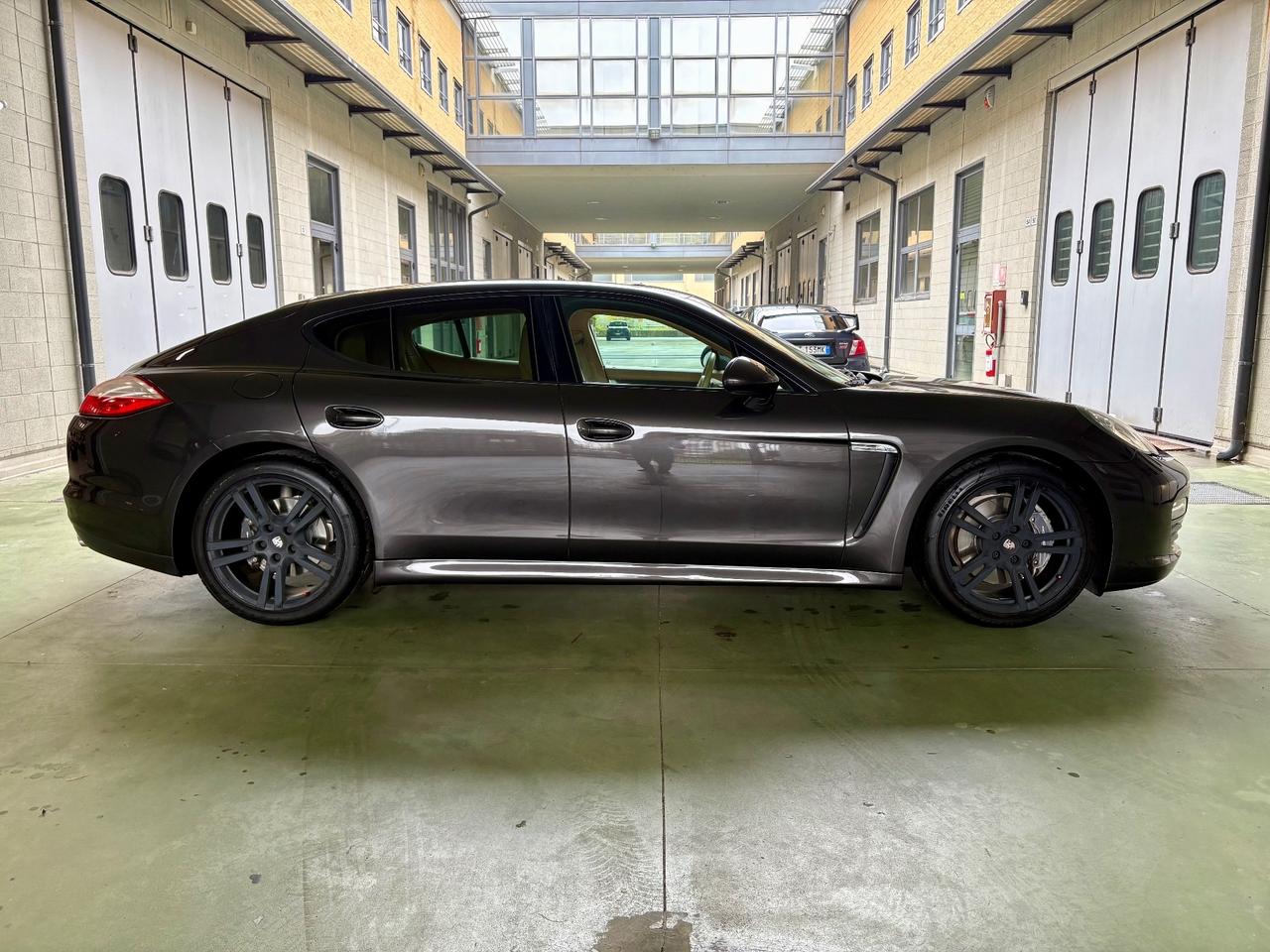 Porsche Panamera 3.6 4 Motore Sostituito in a 148.000 km