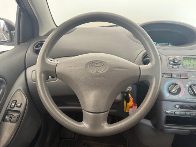TOYOTA Yaris 1.0i 16V cat 3 porte Sol