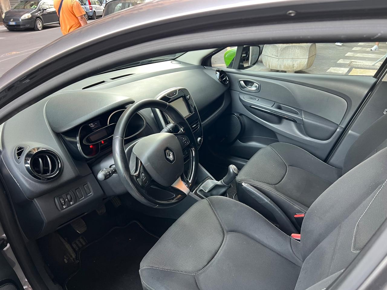 Renault Clio 1.5 dCi 8V 75CV 5 porte Wave