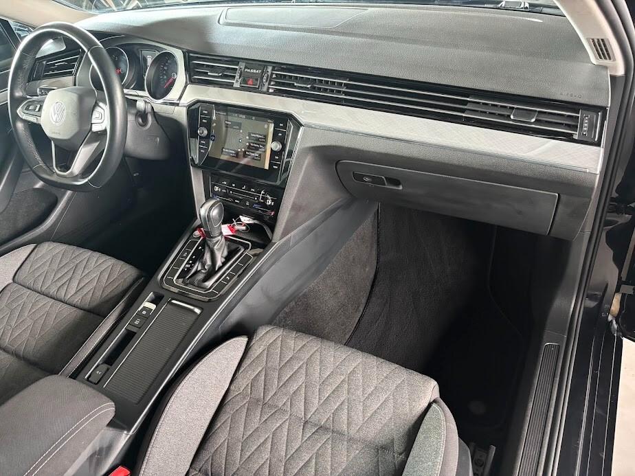 Volkswagen Passat Variant 2.0 TDI SCR EVO DSG Business 122cv