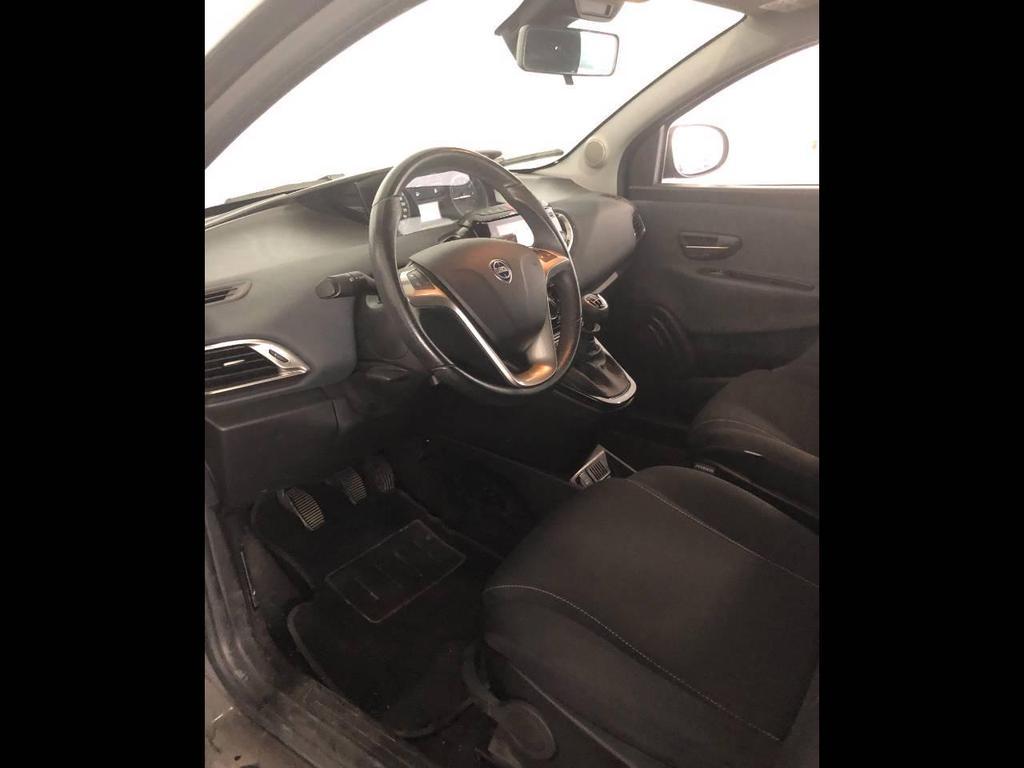 Lancia Ypsilon 5 Porte 1.0 FireFly Hybrid Gold