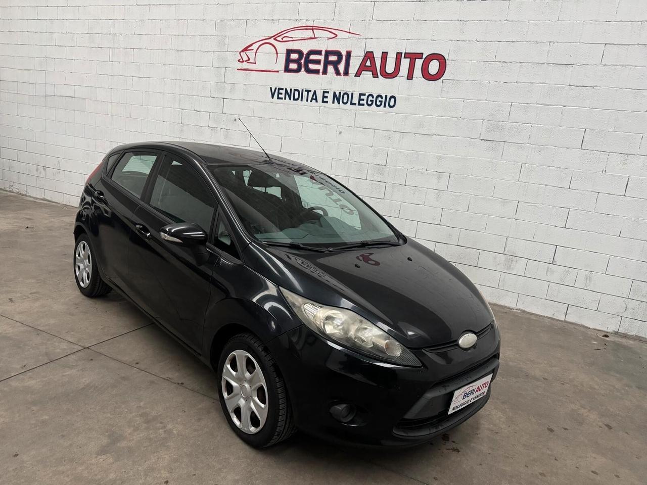Ford Fiesta 1.2 benzina 5 porte Titanium