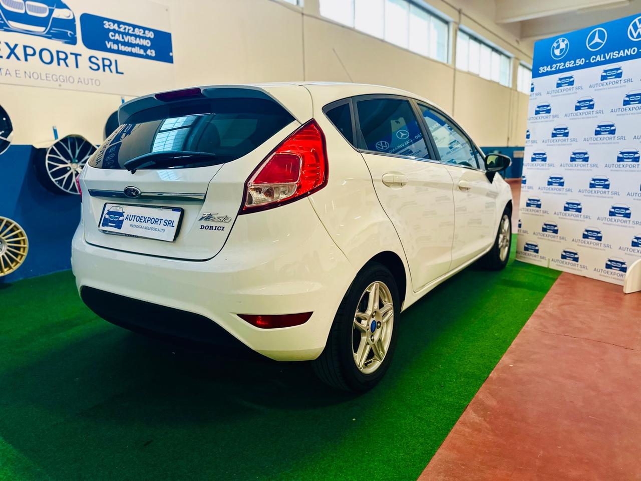 Ford Fiesta 1.5 TDCi 75CV 5 porte Titanium/2015/ok neopatentati