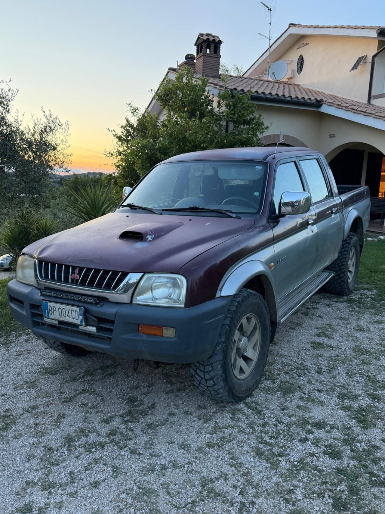 Mitsubishi L200 2.5 TDI 4WD Club Cab Pick-up GL