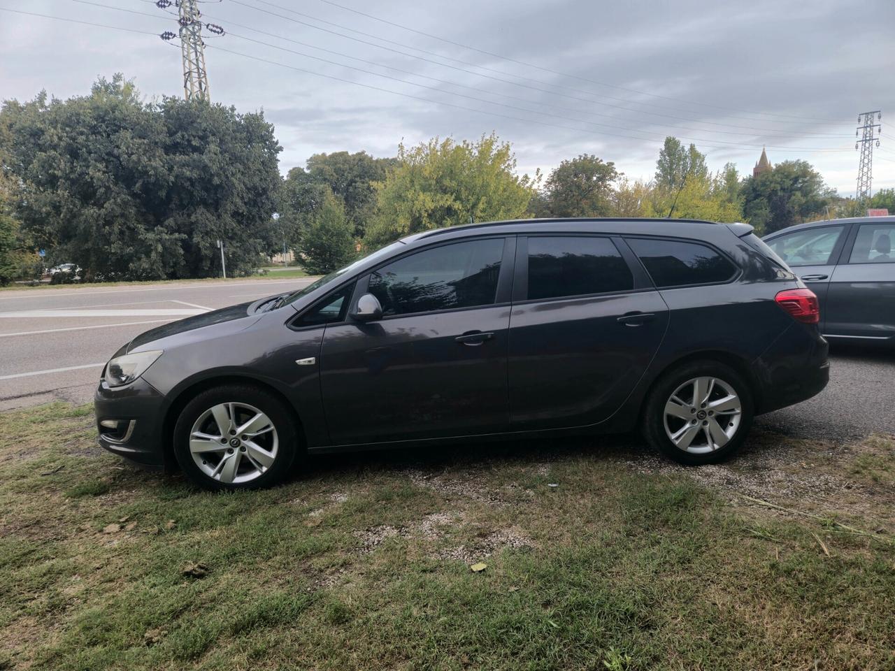 Opel Astra 1.7 CDTI 110CV Sports Tourer Elective