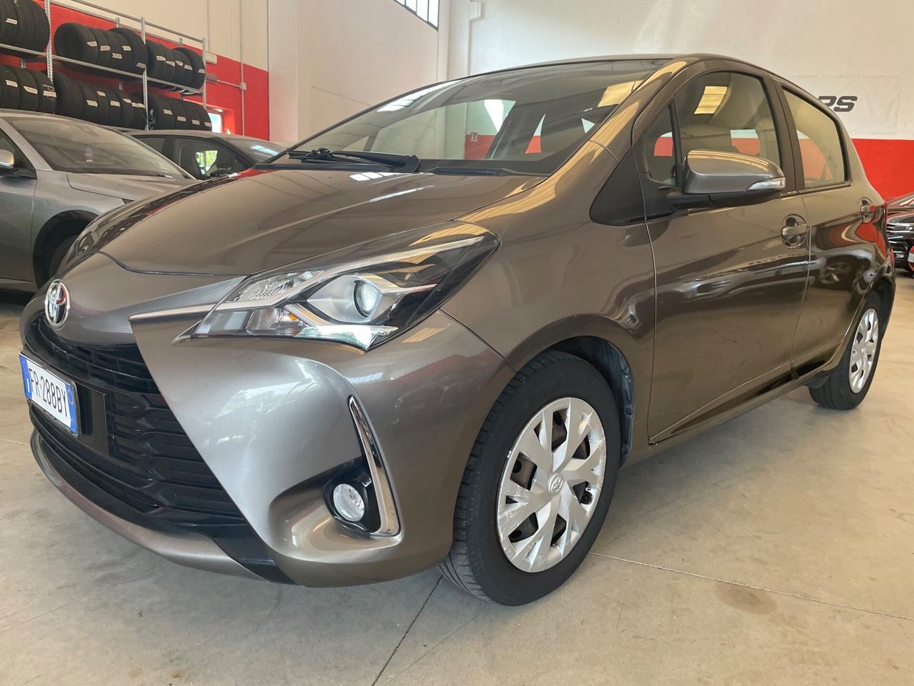 Toyota Yaris 1.0 5 porte*Neopatentati*