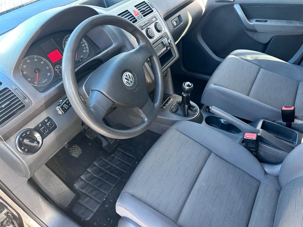 Volkswagen Touran 2.0 Trendline Ecofuel* 7POSTI