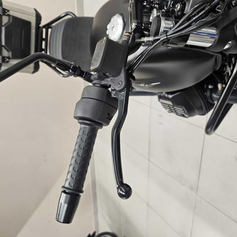 Moto Guzzi V7 Stone - 2026