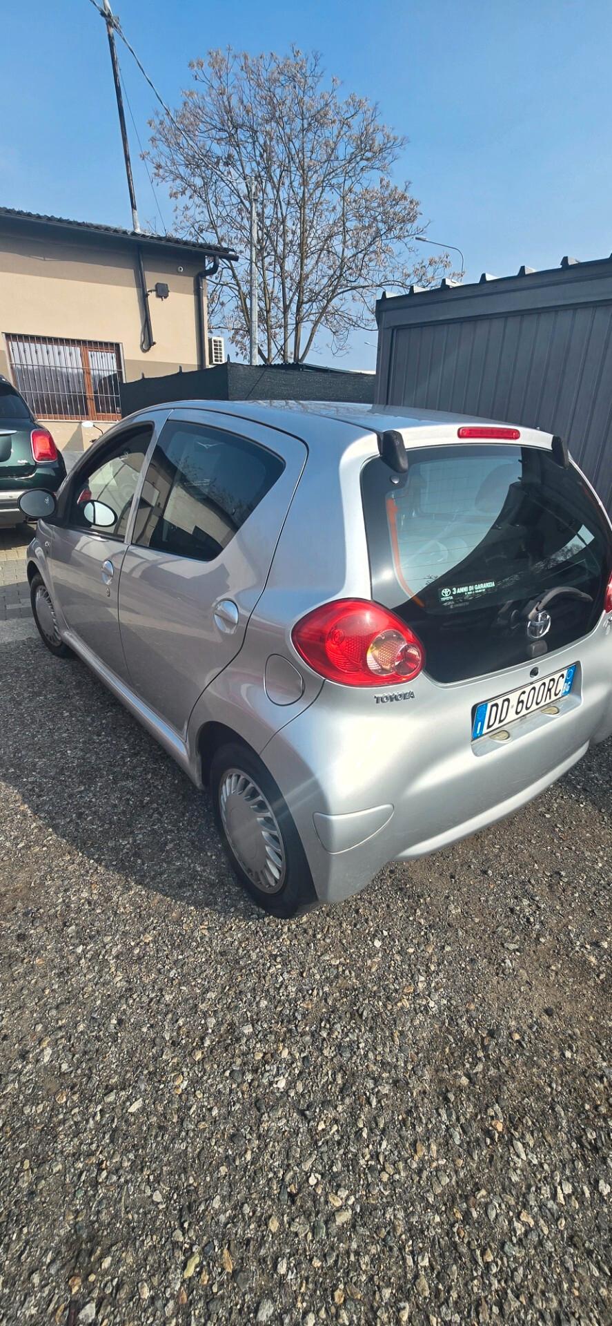 Toyota Aygo 1.0 12V VVT-i 5 porte