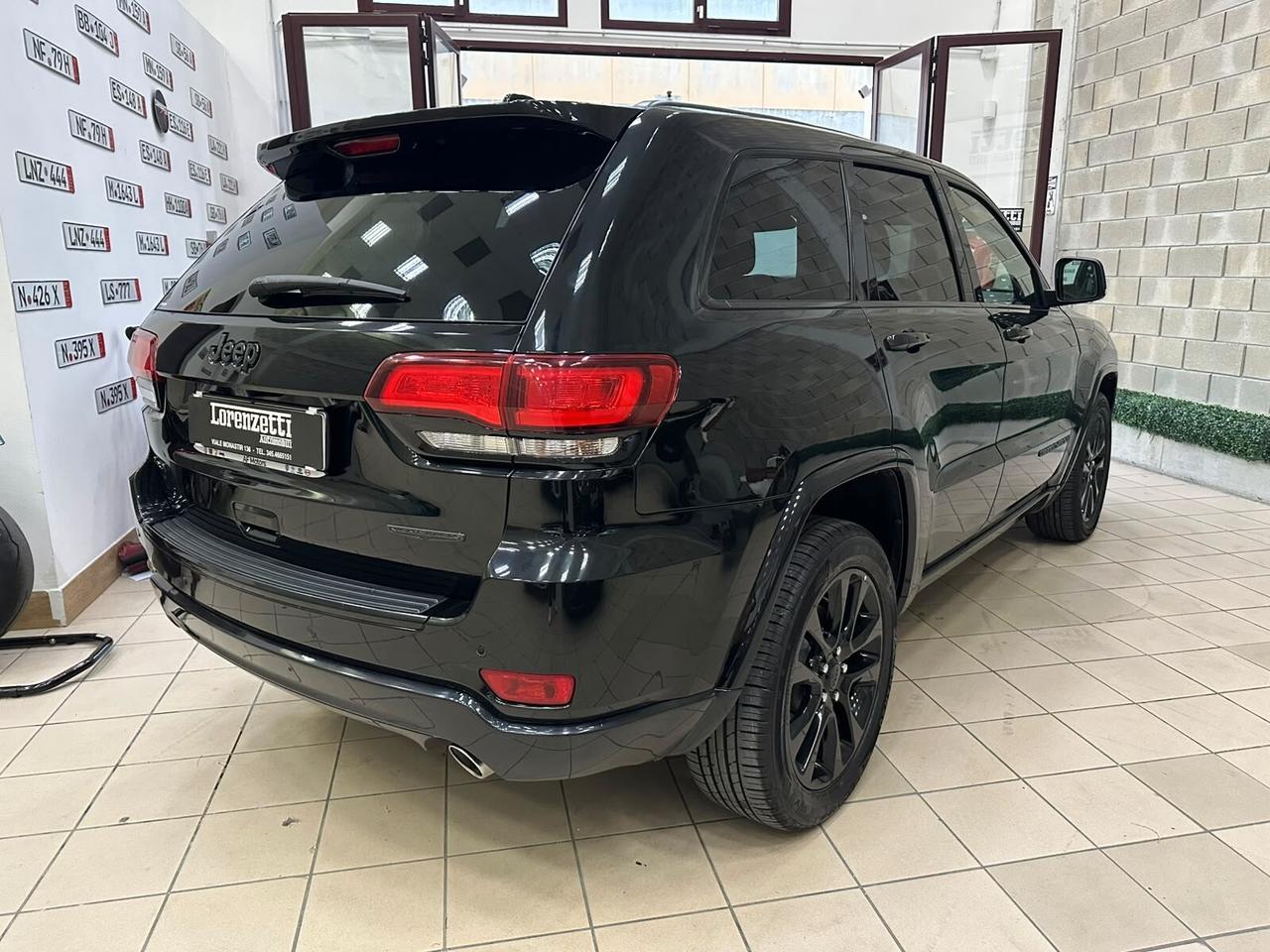 Jeep Grand Cherokee 3.0 V6 CRD 250 Multijet II Night Eagle