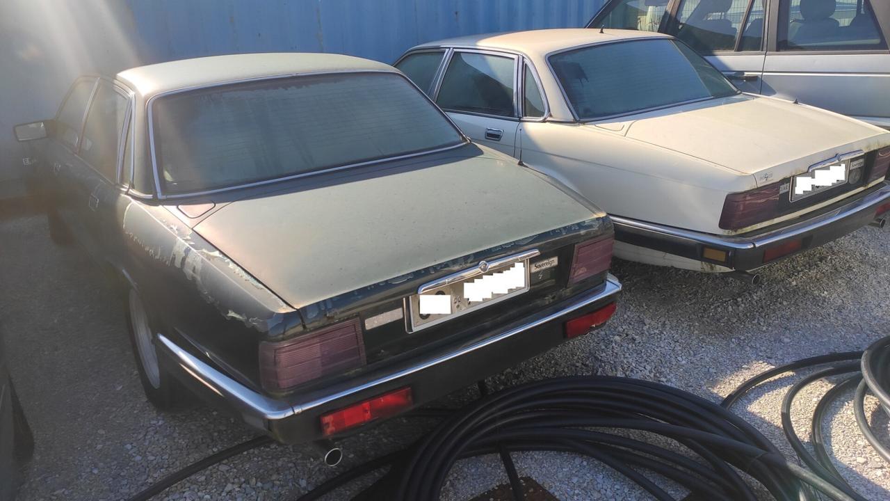 2 Jaguar d'Epoca XJ Sovereign 3.6 Euro 2.500,00