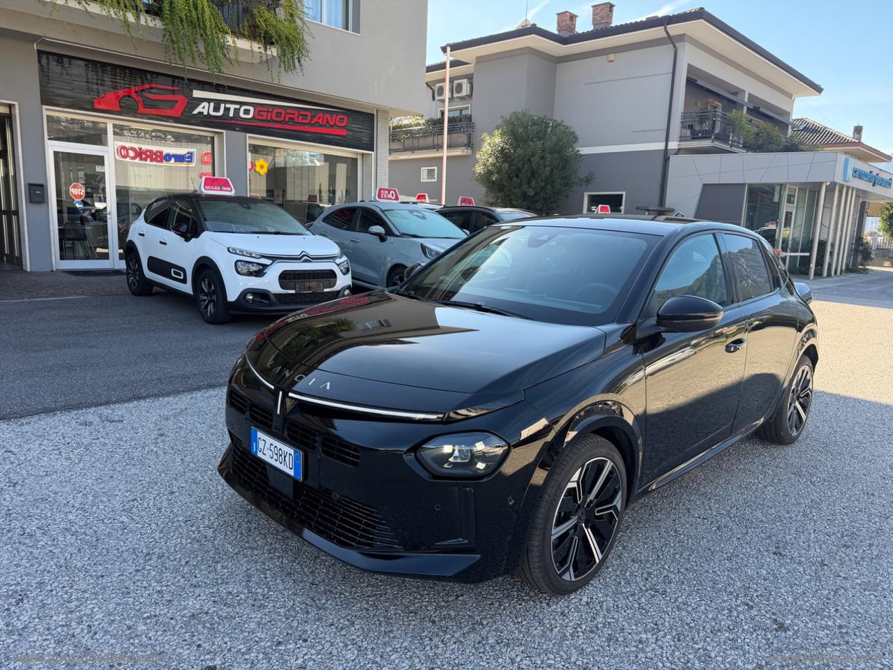 LANCIA Ypsilon Hybrid e-DCT LX
