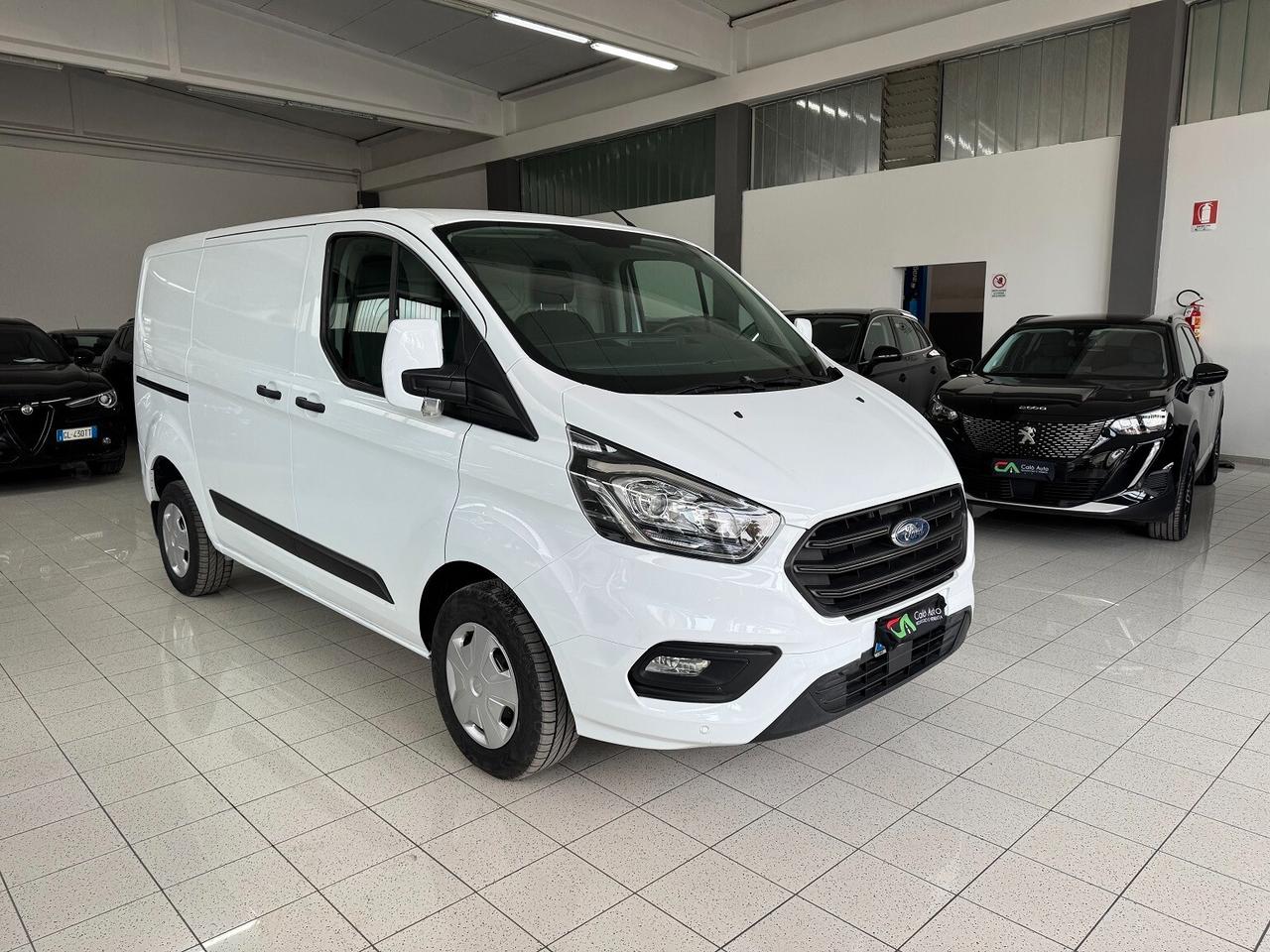 Custom 2.0td 130cv GOMMATO TAGLIANDATO CERTIFICATO