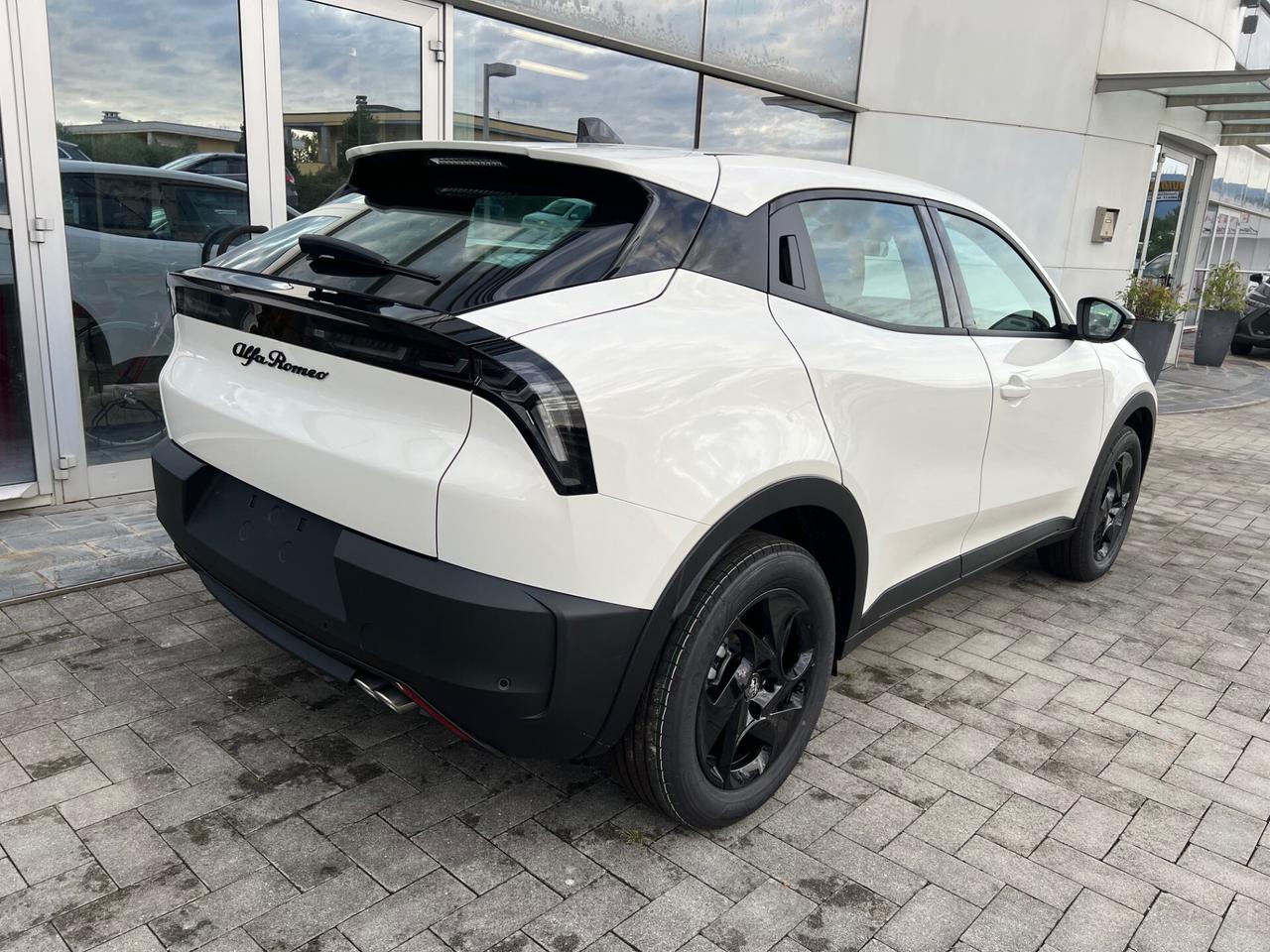 Alfa Romeo Junior 1.2 136 CV Hybrid eDCT6