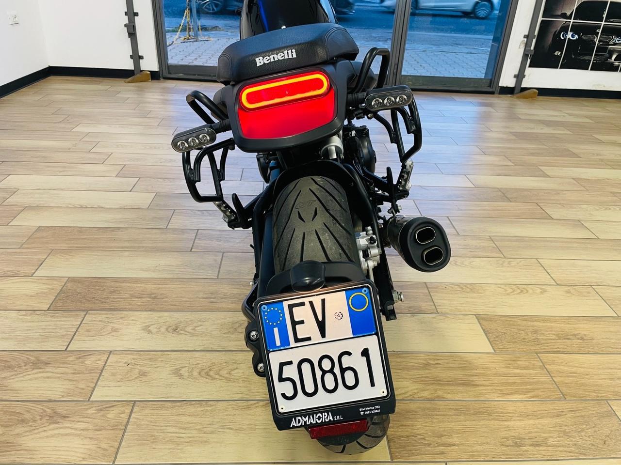 Benelli Leoncino 500