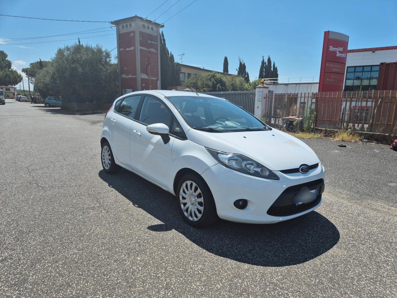 Ford Fiesta Ikon 1.2 8 CV 5 porte