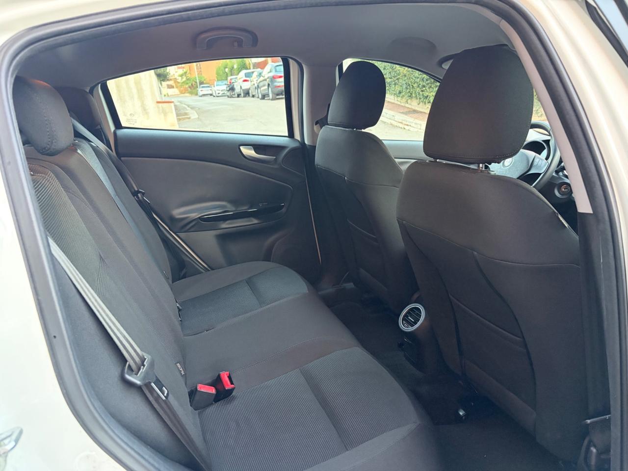 Alfa Romeo Giulietta 1.6 JTDm-2 105 CV Distinctive unico proprietario