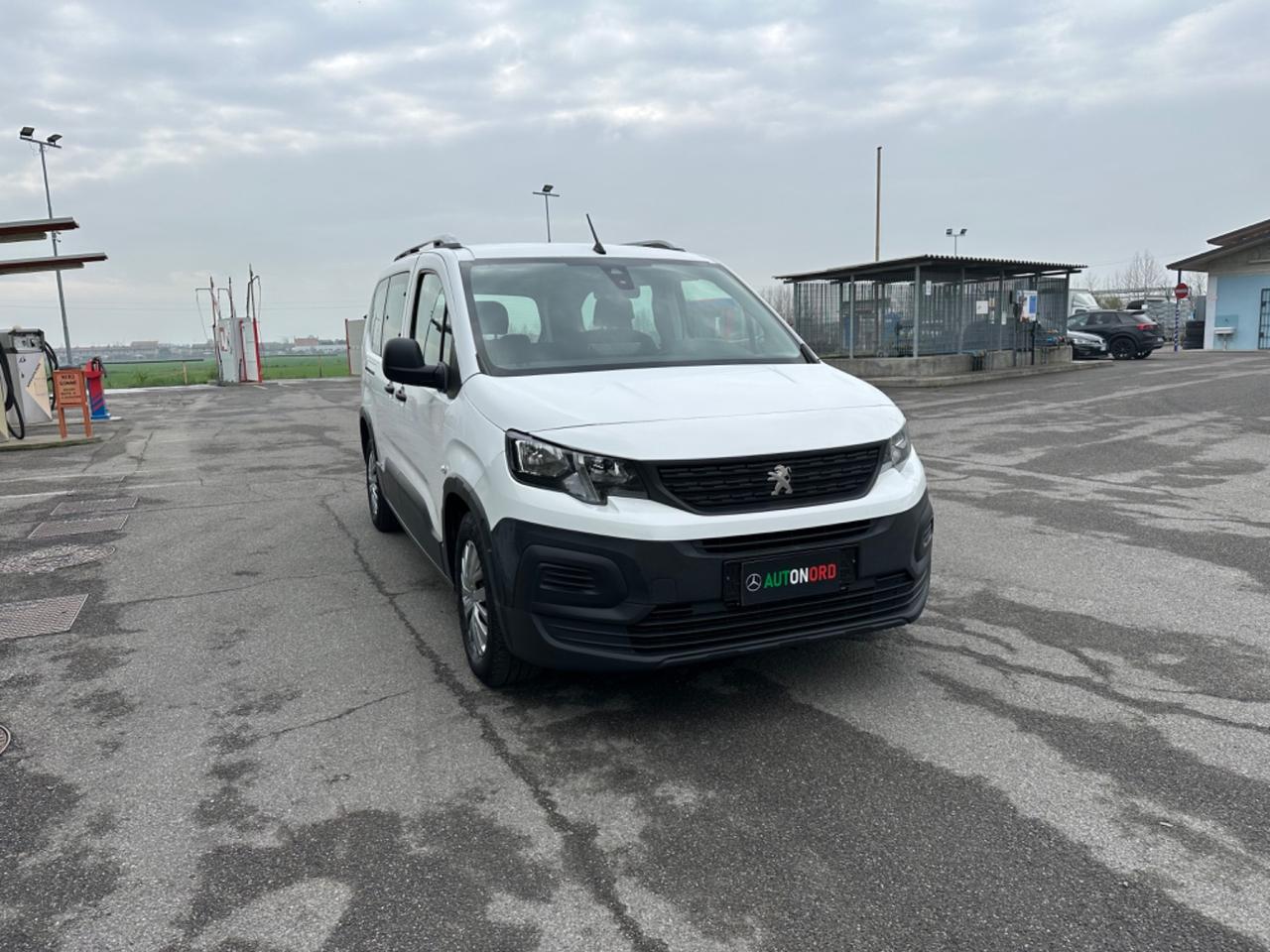 Peugeot Rifter Mix BlueHDi 100 PC Active Standard