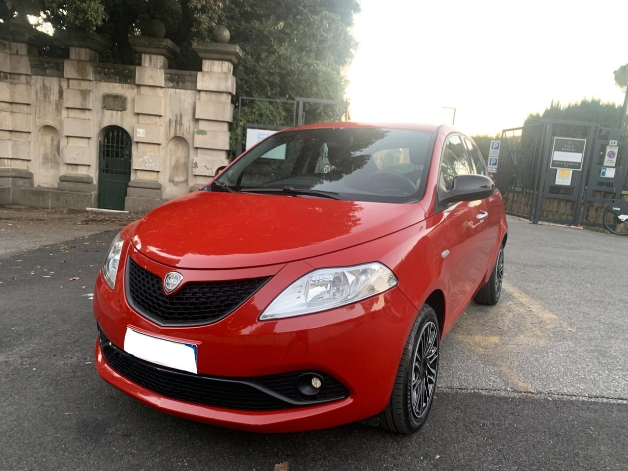 Lancia Ypsilon 1.0 FireFly 5P HIBRIDA 2021 KM37700