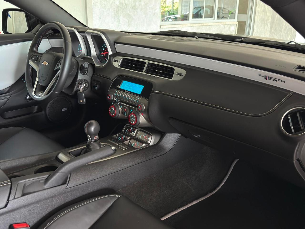 Chevrolet Camaro 6.2 V8 405CV aut. Coupé 45th