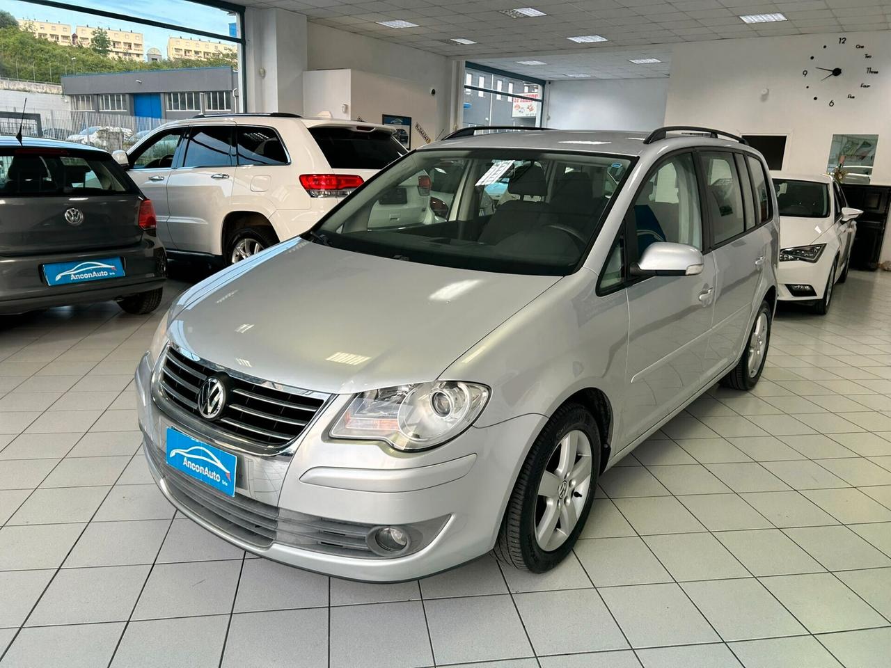 VW Touran 1.9 TDI 7 POSTI 2008