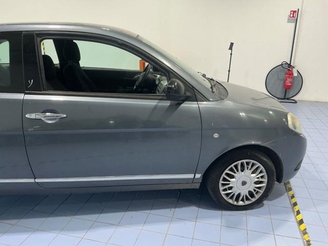 LANCIA Ypsilon 1.2 69 CV Unyca